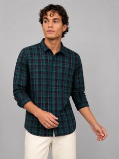 PETER ENGLAND Men Checkered Casual Green Shirt