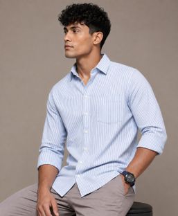 Roadster Men Checkered Casual Blue Shirt