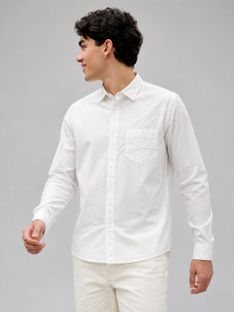 PETER ENGLAND Men Solid Casual White Shirt