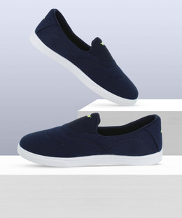 Slip on shoes flipkart