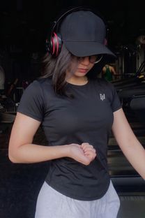 NEXSUS APPARELS Printed Women Round Neck Black T-Shirt