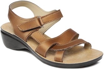 paragon ladies footwear flipkart