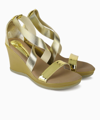 catwalk sandals flipkart