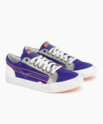 diesel shoes price