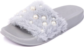 new trending slippers for girls