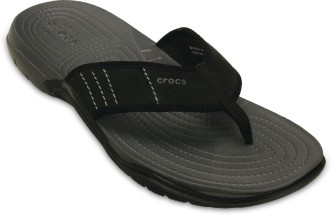 crocs dual comfort flip flop