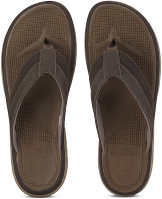 clarks slip on slippers
