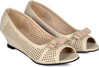 Pipilika Womens Footwear Buy Pipilika Womens Footwear PIPILIKA Wedding 5555 Golden Maroon High Heel Indian Ethnic