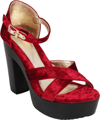 catwalk sandals flipkart