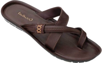 walkaroo chappals