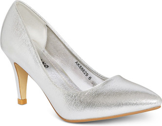 pumps heels flipkart