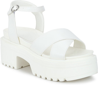 box heels online