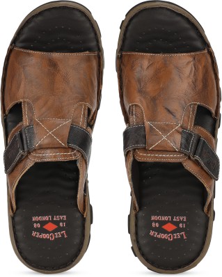 lee cooper leather chappals