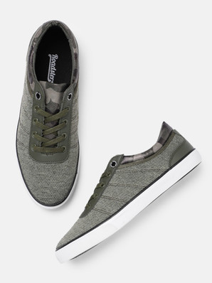 roadster grey casual shoes