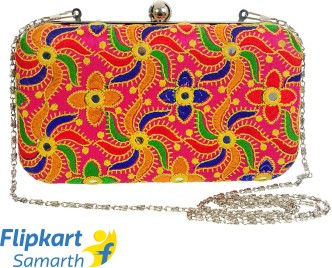 clutches online flipkart