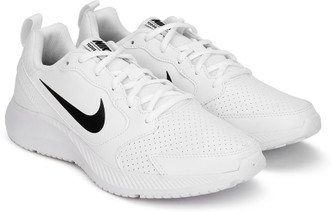nike white shoes flipkart