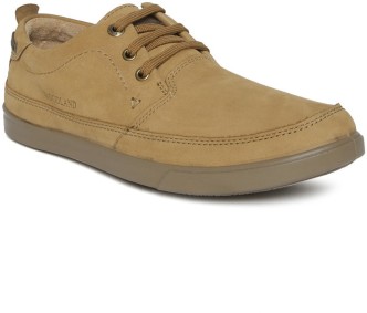 woodland men's leather boat shoes flipkart