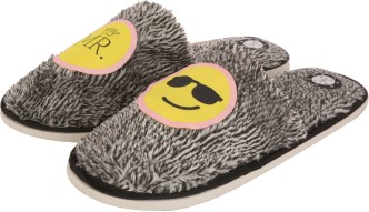 bedroom slippers flipkart