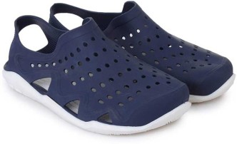 Seeno Sandals Floaters - Buy Seeno 