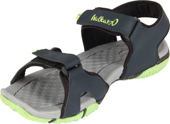 walkaroo sandals flipkart