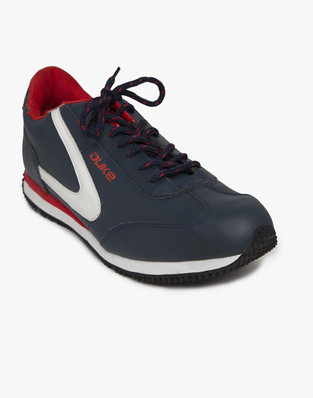 Duke low top slip on sports shoes Clearance