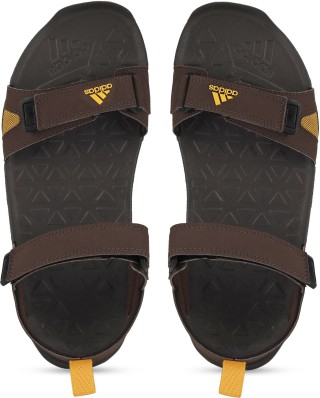 Buy Sandals \u0026 Floaters Online at Best 