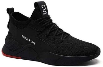 z black sports shoes