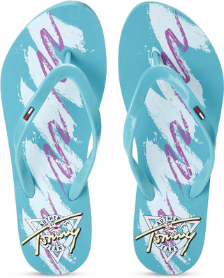 tommy hilfiger chappals