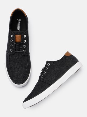 roadster casual shoes