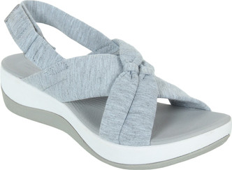 clarks women's sandals online india