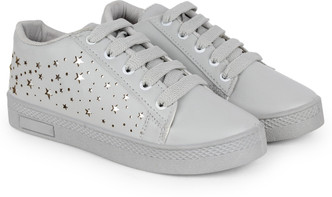 gray women's sneakers