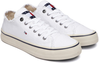 tommy hilfiger slippers flipkart