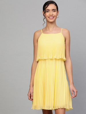 yellow dress for teenager