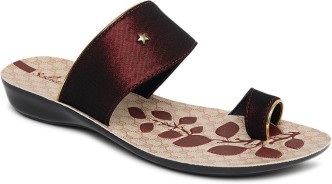 ladies chappal paragon