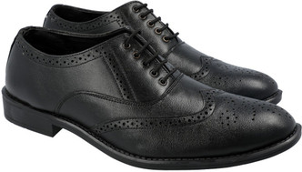 walkaroo black shoes