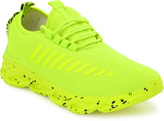 flipkart sports shoes under 500
