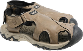 walkaroo shoes flipkart