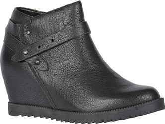 naturalizer wedge boots