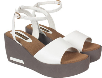 flat n heels sandals