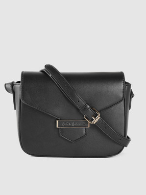 Mast and harbour sling bags online clearance