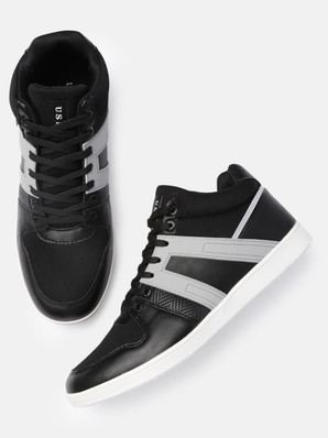 black sneakers flipkart