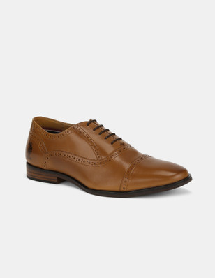 lacoste graduate leather