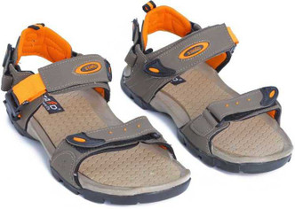 staed sandals