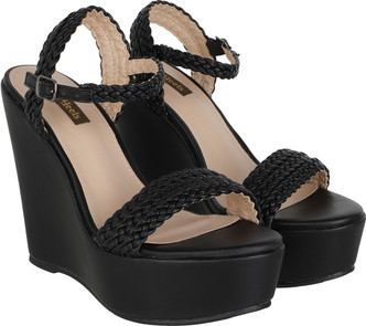 black flat wedge
