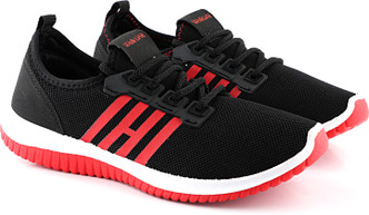 walk line sports shoes