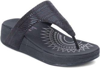 black skechers slippers