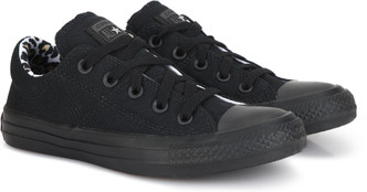 all black converse shoes