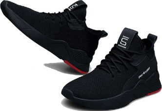 sports shoes for men under 700