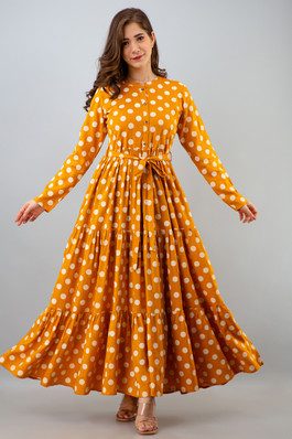 Designer Kurtis (डिजाइनर कुर्ती 