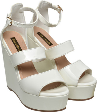 flat n heels sandals